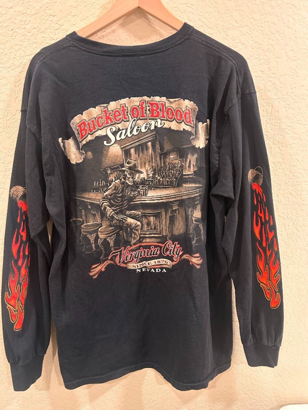 Vintage Bucket of Blood Saloon Virginia City Nevada Flames Long Sleeve Shirt XL